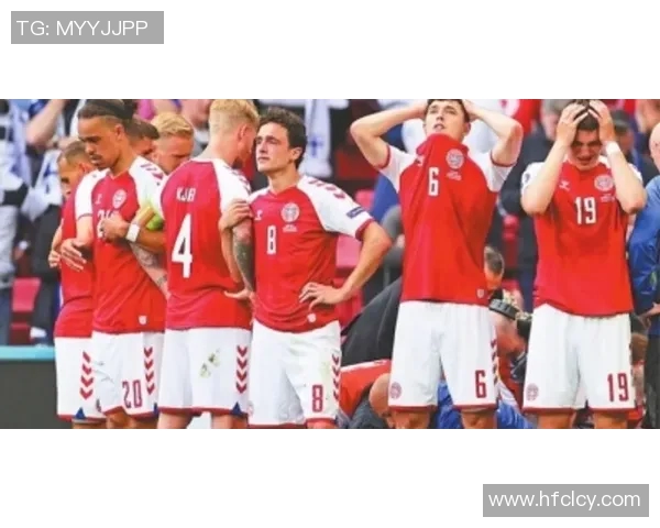 《足球明星与年下女孩的甜蜜爱情故事从赛场到心底的成长与守护》 《足球明星与年下女孩的甜蜜爱情故事从赛场到心底的成长与守护》